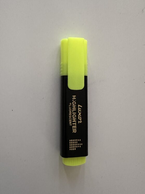 LUXOR Highlighter Flourescent Light Yellow
