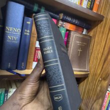 NKJV HOLY BIBLE - Personal reference Leathersoft Bible (Indexed)